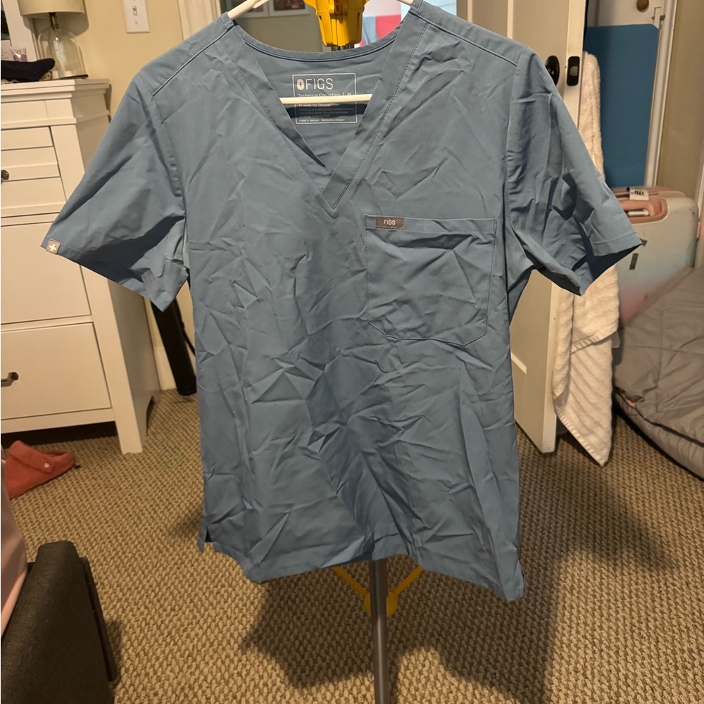 Figs Cool Blue FreeX Catarina Scrub top